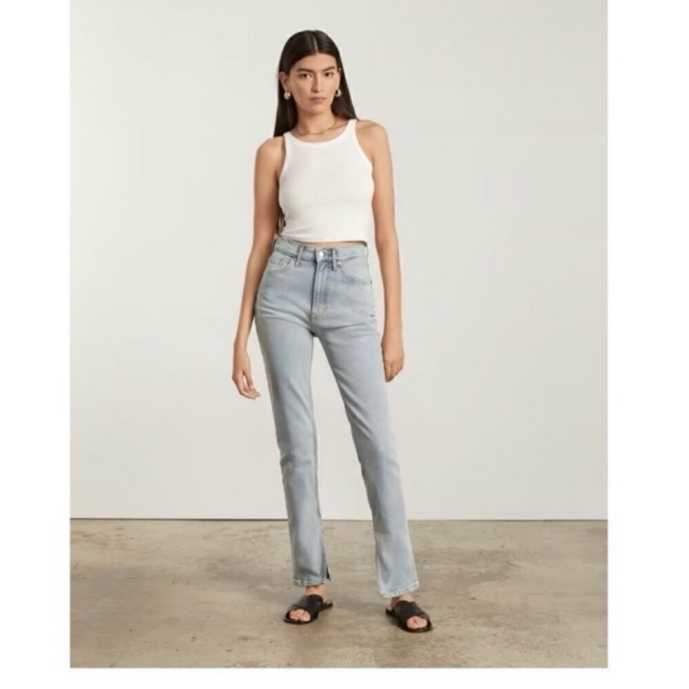 NWT EVERLANE CHEEKY SPLIT HEM JEAN